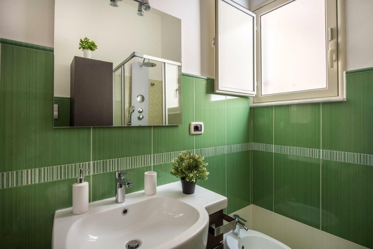 De Valois Apartment ปาแลร์โม ภายนอก รูปภาพ