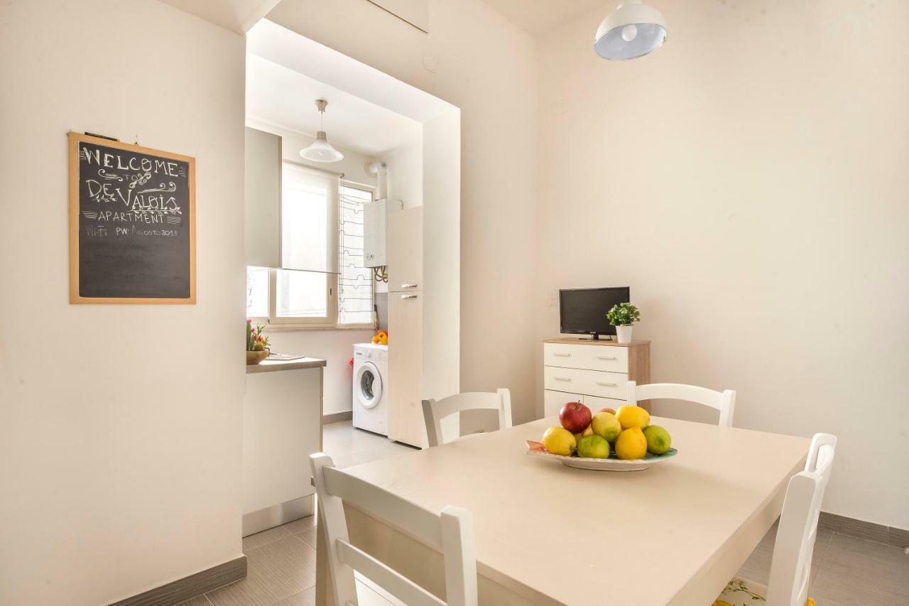 De Valois Apartment ปาแลร์โม ภายนอก รูปภาพ