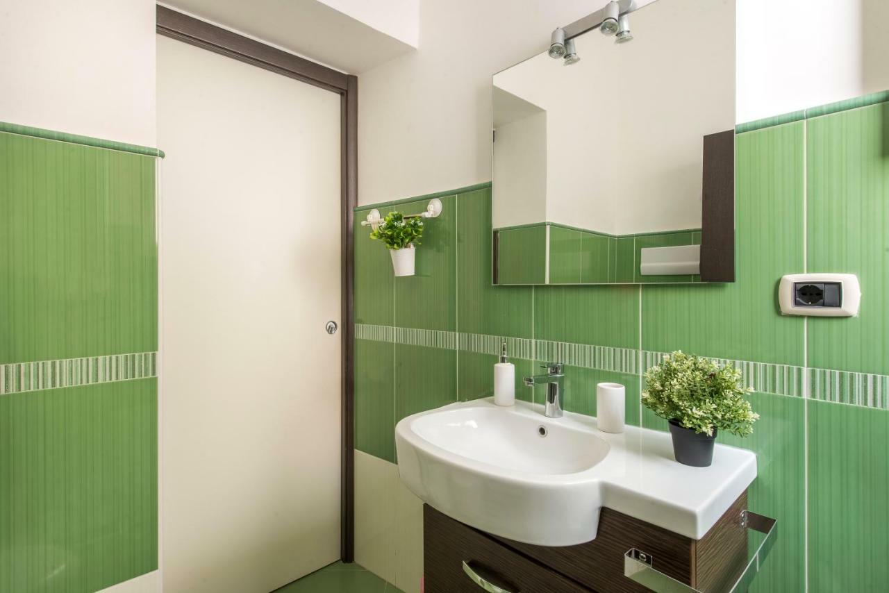 De Valois Apartment ปาแลร์โม ภายนอก รูปภาพ