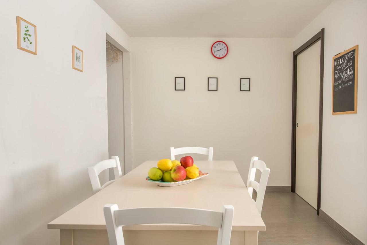 De Valois Apartment ปาแลร์โม ภายนอก รูปภาพ
